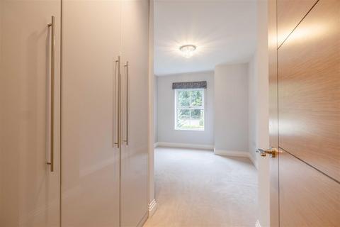 2 bedroom apartment for sale, Imperial Road, Windsor