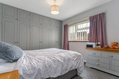 4 bedroom semi-detached house for sale, Witham Close, Stamford, PE9