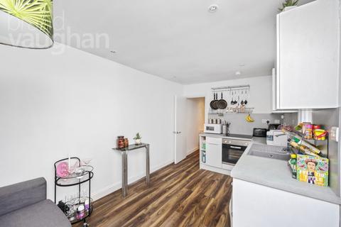 2 bedroom flat to rent, Grand Parade, Brighton, East Sussex, BN2