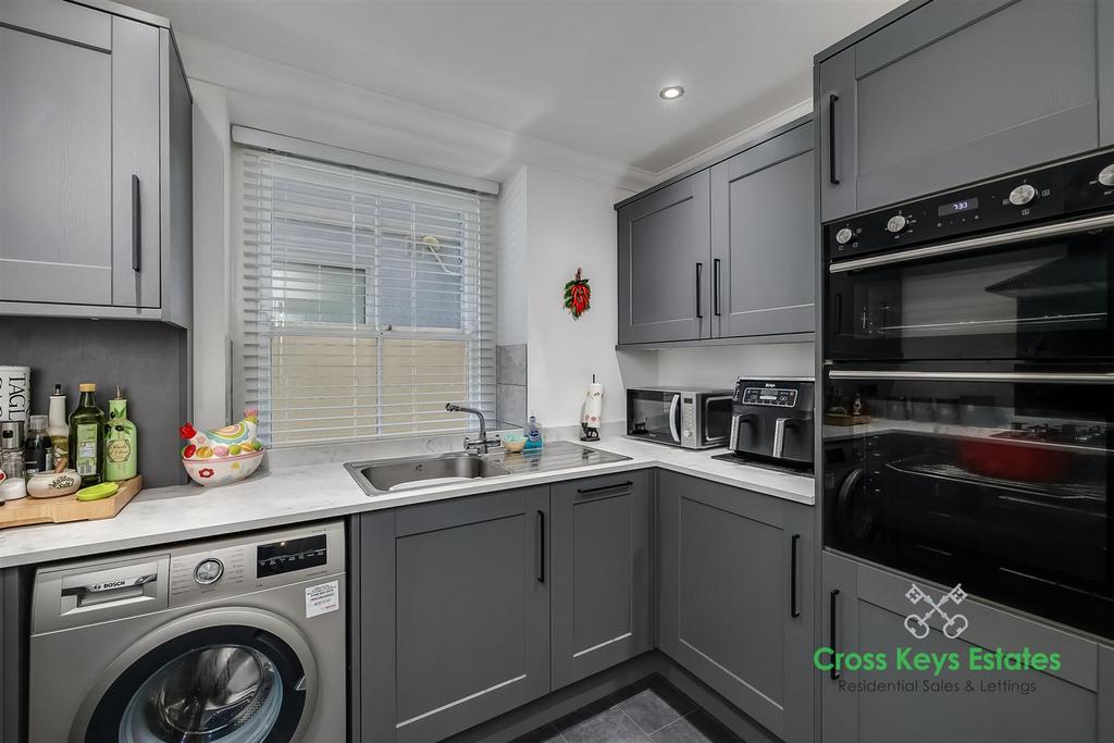 Fitted Kitchen