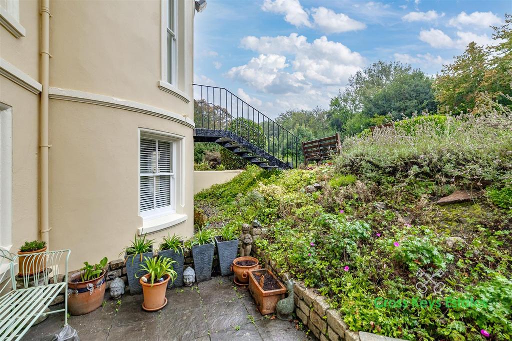 Private &amp; Communal Gardens