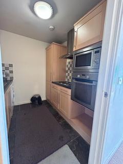 2 bedroom apartment to rent, Ings Road, Wakefield, WF1