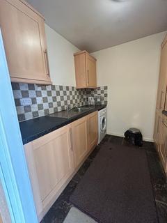 2 bedroom apartment to rent, Ings Road, Wakefield, WF1