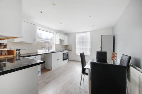 2 bedroom flat for sale, Inman Road, Harlesden