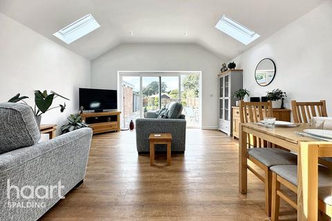 3 bedroom detached bungalow for sale, Holbeach PE12