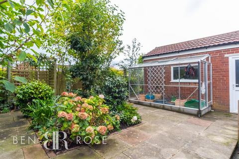 2 bedroom semi-detached bungalow for sale, Fairhaven Road, Leyland