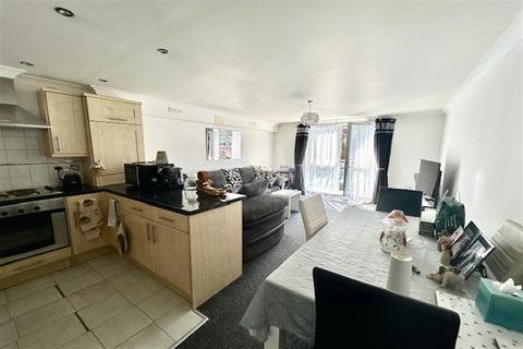 2 bedroom flat for sale, 2 bedroom 1st Floor Flat in Southend on Sea