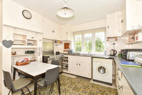 28 Surrenden Crescent, Brighton, BN1 6WF