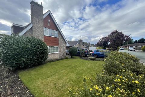 3 bedroom detached house for sale, Beechways Drive, Neston