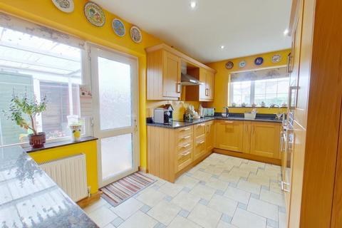 3 bedroom bungalow for sale, Old Farm Lane, Fareham PO14