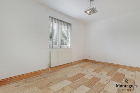 35 Brickfield Road, Coopersale, Epping, CM16 7QX
