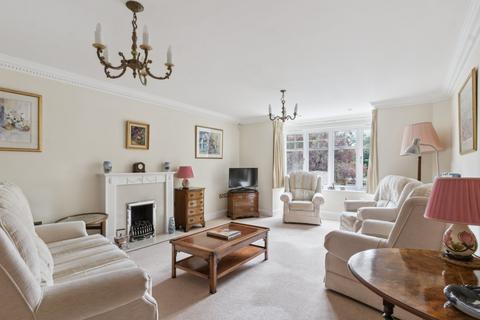 3 bedroom flat for sale, North Park, Chalfont St. Peter, Gerrards Cross, Buckinghamshire