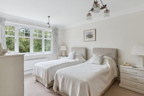 3 bedroom flat for sale, North Park, Chalfont St. Peter, Gerrards Cross, Buckinghamshire