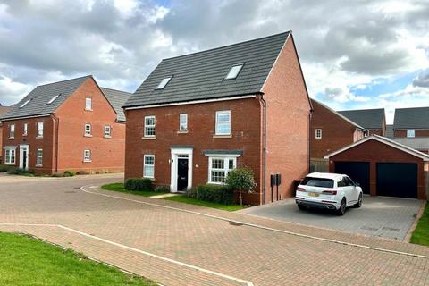 6 bedroom detached house to rent, Burgess Avenue, Eaton Leys