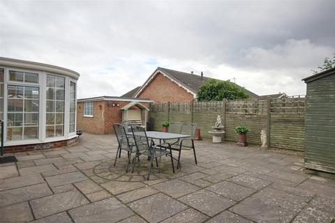 3 bedroom detached bungalow for sale, Wauldby View, Swanland