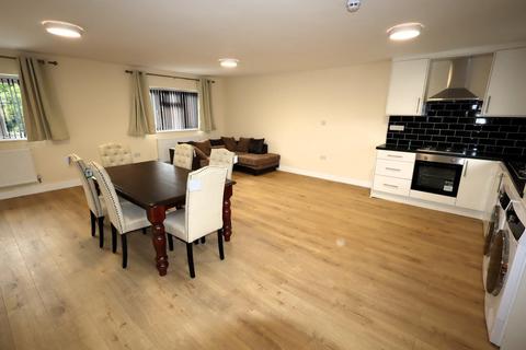 1 bedroom flat to rent, Kingsway House, Watford WD25