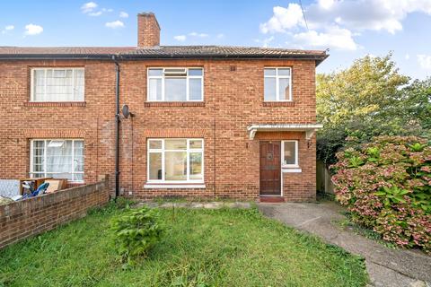 18 Randle Road, Richmond, TW10 7LT