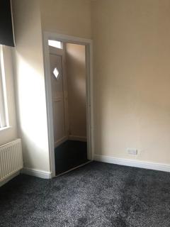 2 bedroom terraced house to rent, 22 Alfred Street, Halifax  HX1 4NP