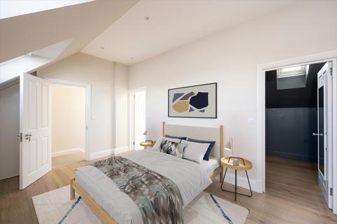 9 Bark Place, London, W2 4AR
