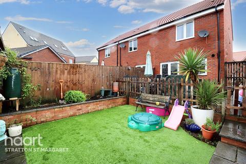 2 bedroom end of terrace house for sale, Bushton Close, Swindon