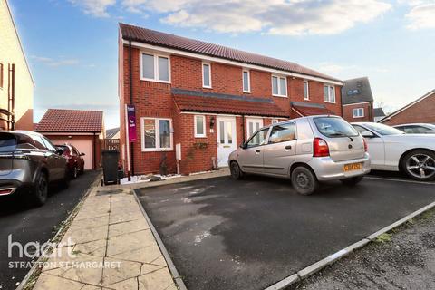 2 bedroom end of terrace house for sale, Bushton Close, Swindon