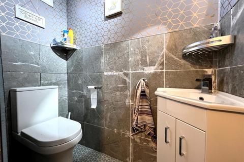 5 Banky Fields, Congleton, CW12 4BZ