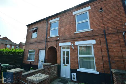 2 bedroom terraced house to rent, Smith Street, Balderton