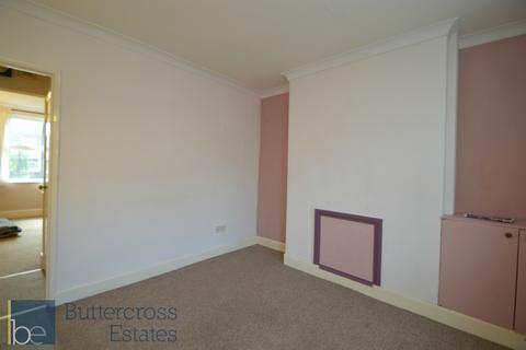 2 bedroom terraced house to rent, Smith Street, Balderton