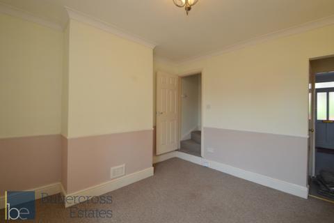 2 bedroom terraced house to rent, Smith Street, Balderton