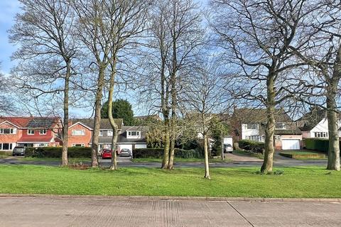 33 Shepherds Pool Road, Sutton Coldfield, B75 6NB