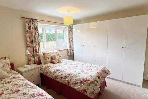 33 Shepherds Pool Road, Sutton Coldfield, B75 6NB
