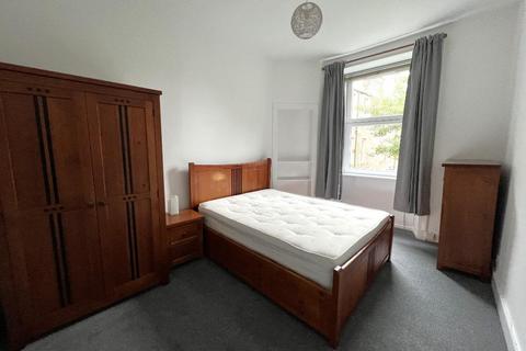 2 bedroom flat to rent, Caledonian Road, Dalry, Edinburgh, EH11