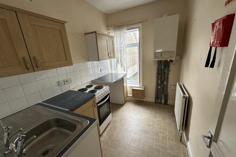 2 bedroom flat to rent, Barnstaple, EX32