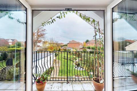 6 bedroom detached house for sale, Wells Road, Whitchurch