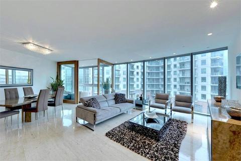 2 bedroom apartment for sale, The Tower, 1 St George Wharf, Lambeth, London, SW8