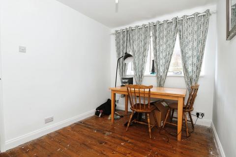 25 Brennacott Road, Bideford, EX39 3EZ