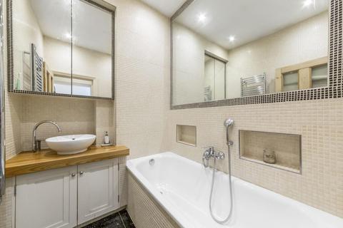 1a Rockmount Road, London, SE19 3SZ