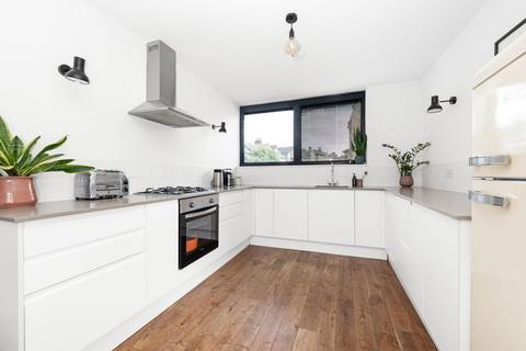 1 Alexandra Walk, London, SE19 1AL