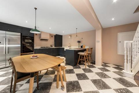 2 bedroom maisonette for sale, Fox Hill, Crystal Palace, SE19