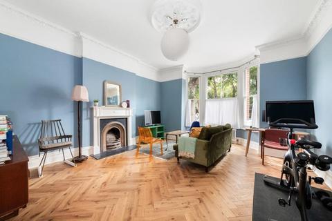 2 bedroom maisonette for sale, Fox Hill, Crystal Palace, SE19