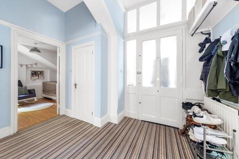 43b Crystal Palace Park Road, London, SE26 6UR
