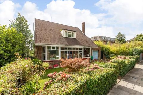 19 Madeline Road, London, SE20 8AY