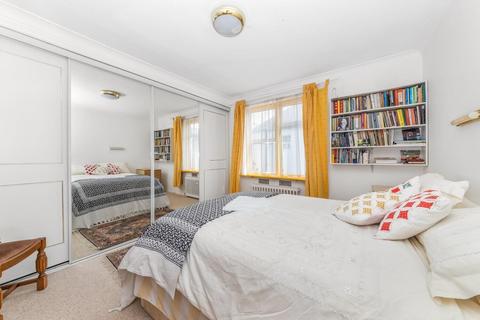 19 Madeline Road, London, SE20 8AY