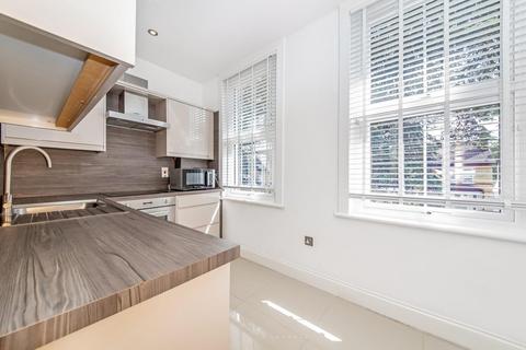 Flat 3, 124 Marlow Road, Anerley, London, SE20 7XG
