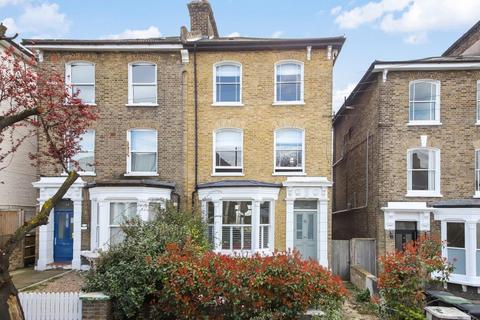 18 Cranfield Road, London, SE4 1UG