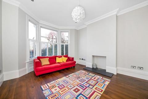 18 Cranfield Road, London, SE4 1UG