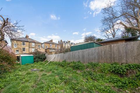 18 Cranfield Road, London, SE4 1UG