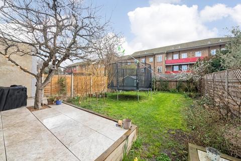 71 Revelon Road, Brockley, London, SE4 2PW