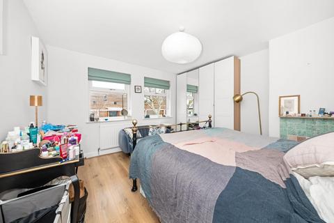 71 Revelon Road, Brockley, London, SE4 2PW
