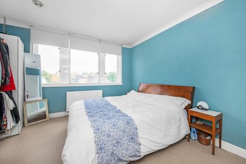 2 bedroom apartment for sale, Lewisham Way, New Cross, SE14